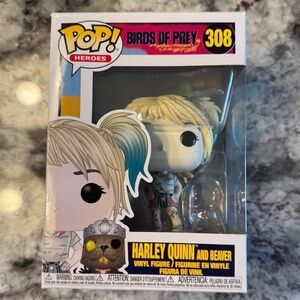 Funko Pop! Harley Quinn & Beaver #308 Birds of Prey